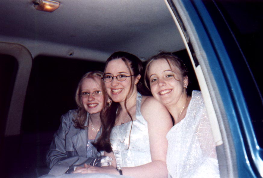the_girls_in_festiva.jpg